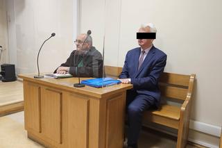 Wójt oskarżony o znęcanie [GALERIA]