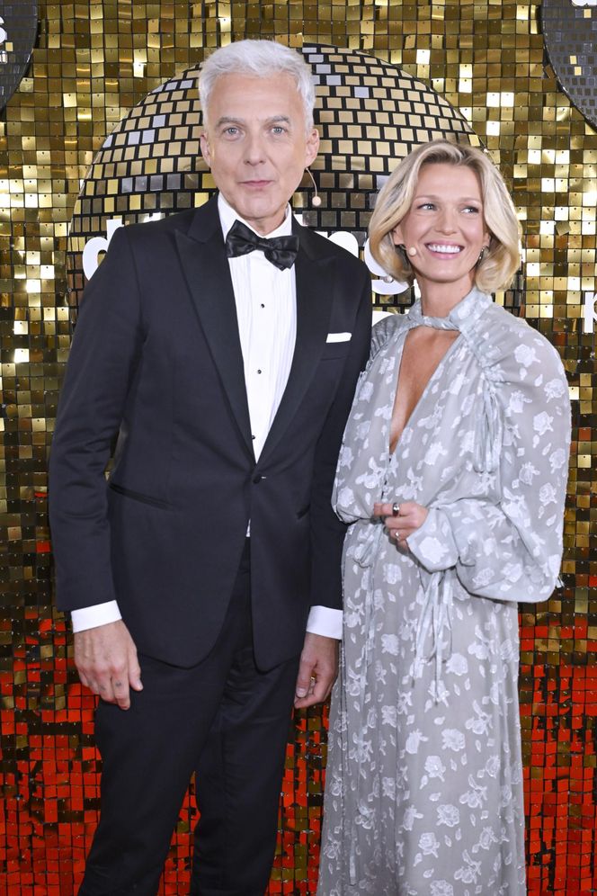 Doda z mamą i Jeleniewska z chłopakiem. Gwiazdy odwiedziły pierwszy odcinek "Tańca z Gwiazdami"