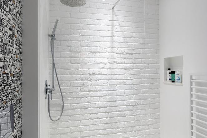 nowoczesna łazienka prysznic bez brodzika