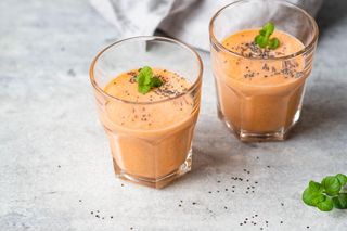Z moreli i tych 3 składników robię pyszne smoothie. Jest pełne zdrowia i gotowe w 5 minut 