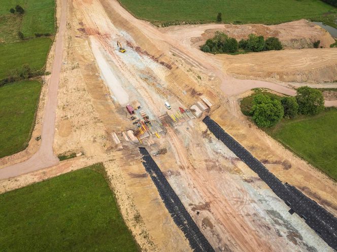 Autostrada D11 w Czechach - zdjęcia z budowy - sierpień 2025