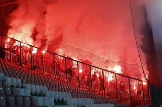 Skandaliczny transparent na meczu Raków - Maccabi