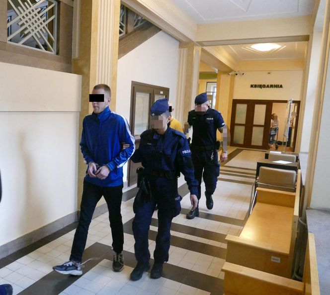 Dawid przeżył horror. Bandyci porwali go z ulicy, wywieźli z miasta, rozebrali do naga i połamali ręce
