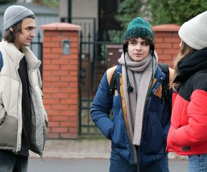 	Barwy szczęścia odc. 3175. Romeo (Jacek Tyszkiewicz), Witek (Witold Sosulski), Ewelina (Amelia Listwoń)