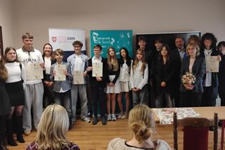 Uczniowie z Dąbcza kręcą filmy