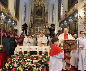 Nowy biskup diecezji łowickiej. W uroczystości wzięło udział wielu gości