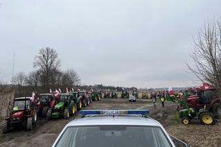Protest rolników na trasie Lublin-Zamość w Piaskach