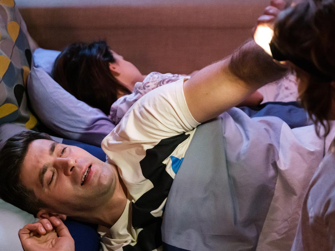 Na Wspólnej odc. 3378 - opis, streszczenie: Stefanek zakłóca romantyczne chwile Marty i Mikołaja