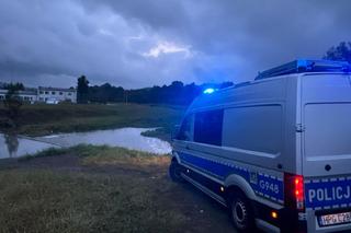 Małopolscy policjanci walczą z powodzią. W tych powiatach sytuacja wygląda najgorzej