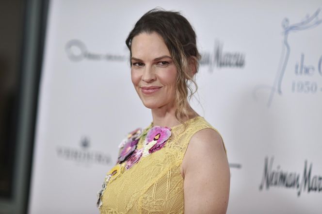 Te gwiazdy późno zostały mamami 