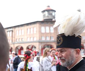 Święcenie pokarmów na Nikiszowcu