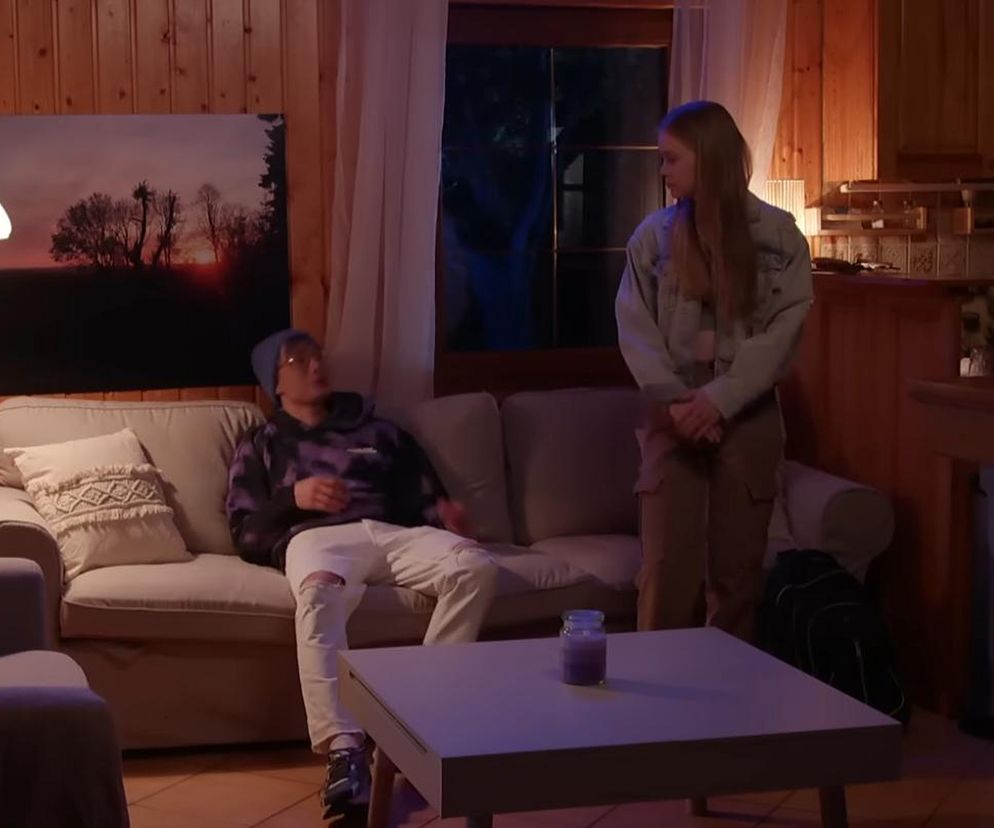 Pierwsza miłość, odcinek 3840. Julka (Dąbrówka Kruk), Nikodem (Adam Wojciechowski) 