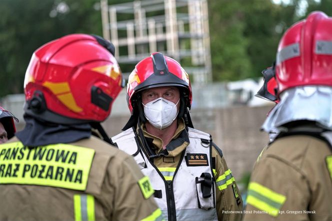 Pożar hali w Siemianowicach Śląskich
