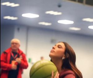 Roxie Węgiel grała w kosza na słynnej arenie