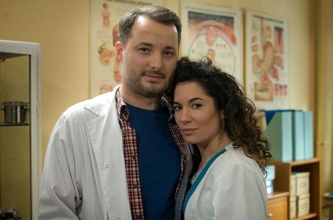 	Pierwsza miłość. Bartek (Rafał Kwietniewski), Paulina (Julia Pogrebińska)