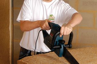 Ekologiczne ocieplenie domu – len, konopie i juta jako naturalne materiały izolacyjne