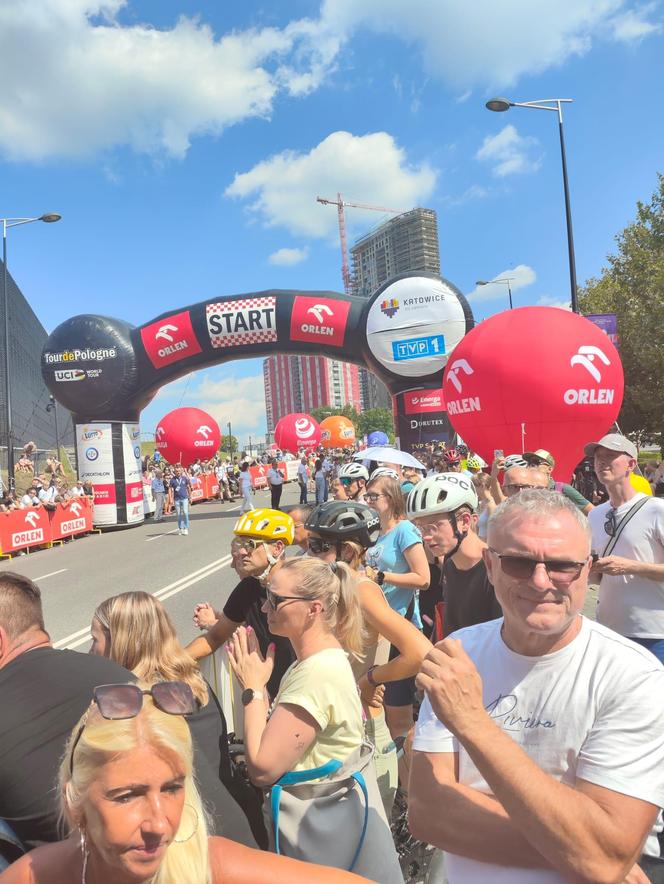 Tour de Pologne w Katowicach. Kolarze bawią się z kibicami