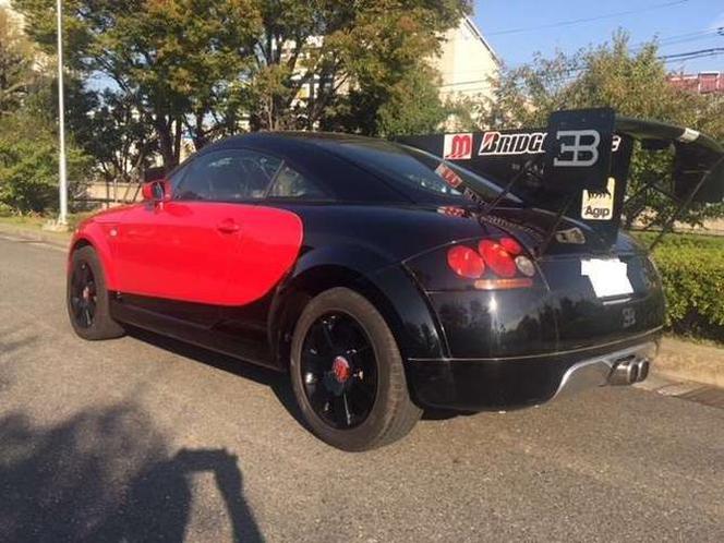 Replika Bugatti Veyron na bazie Audi TT