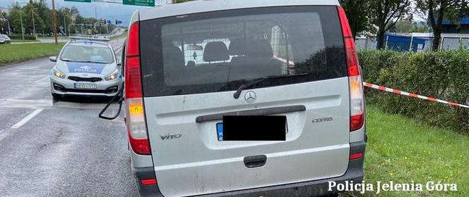 Bus staranował radiowóz, potem doprowadził do wypadku