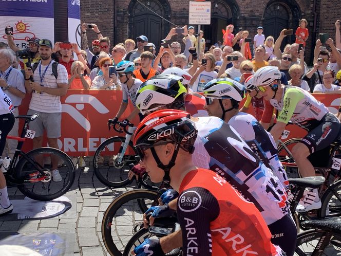 Tour de Pologne 2025. Start w Katowicach Nikiszowcu