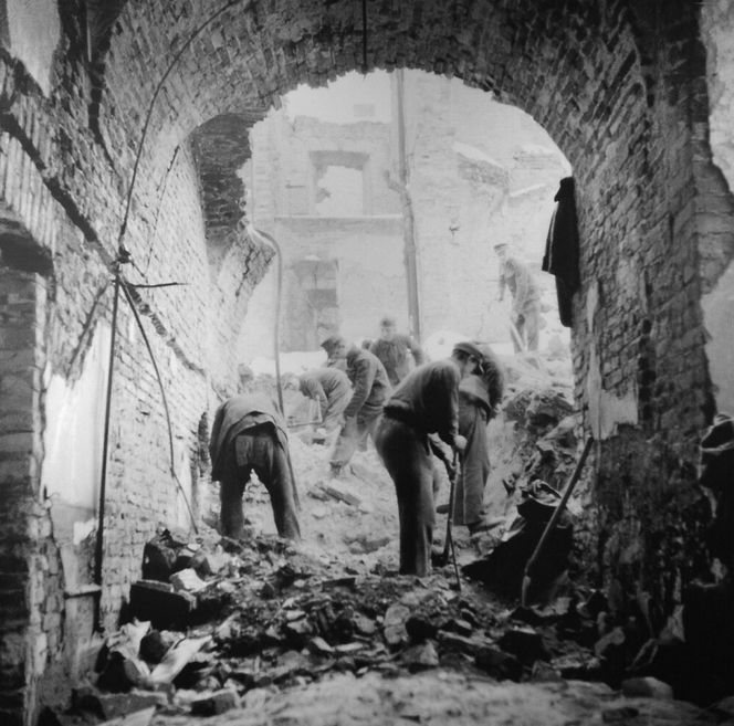 Te dzieci oddały życie za Warszawę. Oto najmłodsi bohaterowie Powstania