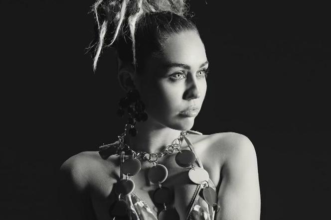 Nowa płyta Miley Cyrus 2017: gwiazda wróciła do studia