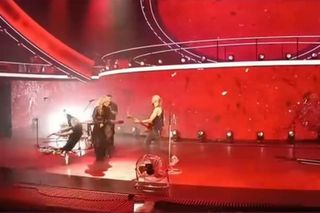 Muzyk Patrycji Markowskiej upadł na scenie w Opolu