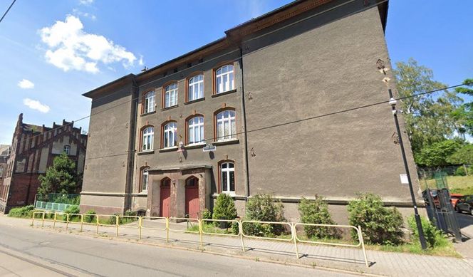 8. Szkoła Podstawowa nr 22 im. Władysława Broniewskiego w Zabrzu - 20.992 pkt