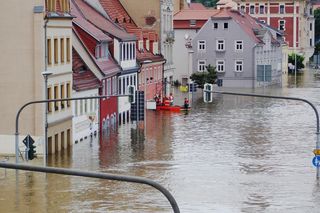 Powstają zastępcze punkty pocztowe dla powodzian. To inicjatywa Poczty Polskiej