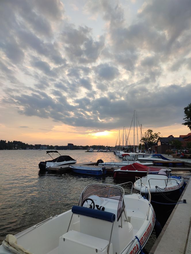 Mikołajki to mazurska Wenecja. Przyciągają turystów z całego świata