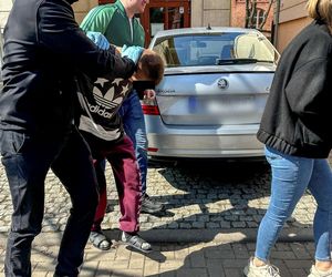 Oglądali debatę prezydencką. Michał wpadł w szał! Tragiczny finał