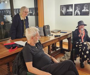 Wieczór pełen refleksji i poezji. Rafał Olbiński podzielił się z Polonią opowieściami z życia