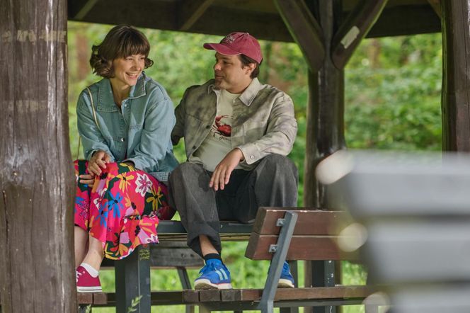 Na Wspólnej odc. 4078. Brygida (Maja Wolska), Remek Klusek (Maciej Kobiela)