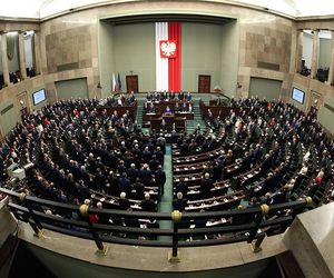 Oto posłowie, którzy opuścili najwięcej głosowań. W czołówce znane nazwiska [RANKING]