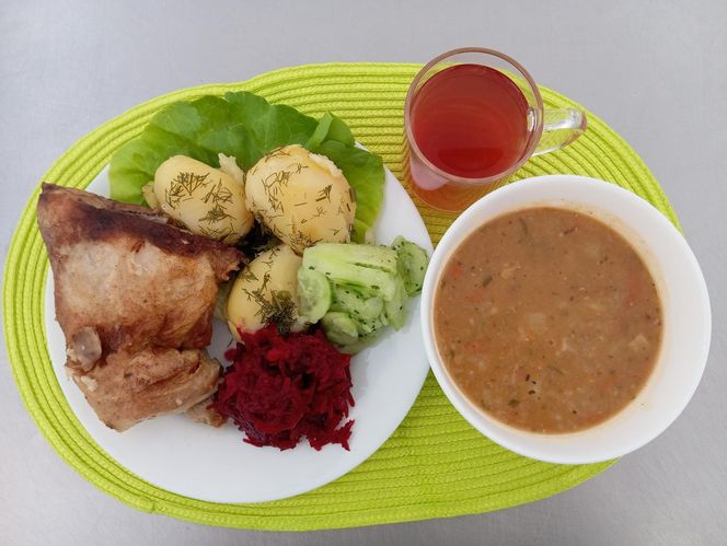 Niewiarygodne, jak karmią w tym polskim szpitalu. Zdjęcia obiegły sieć