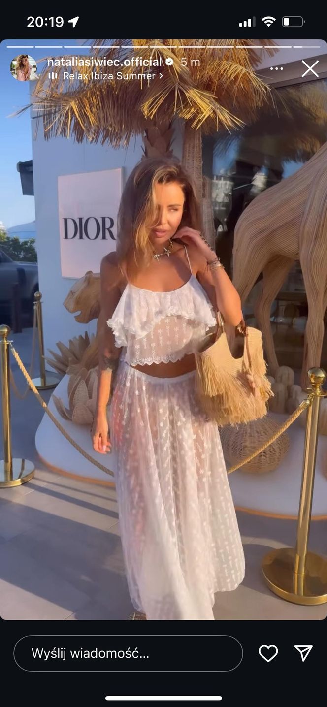 Natalia Siwiec, Marcelina Zawadzka. Misski podbijają Ibizę