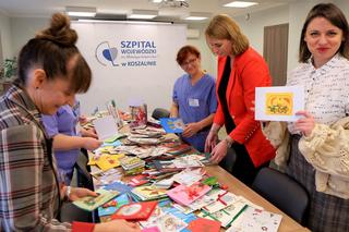 Kartki świąteczne dla pacjentów Szpitala Wojewódzkiego w Koszalinie