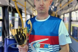 Bydgoszczanin najlepszym kierowcą autobusu! Szymon Kornacki został mistrzem Polski Kierowców Zawodowych