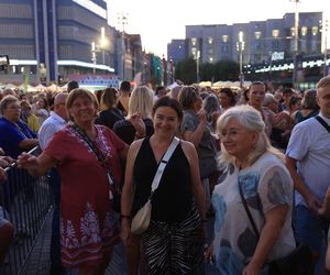 Potańcówka przed Teatrem Śląskim w Katowicach (09.08)