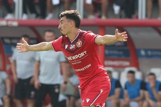 Dziewczyna Juliana Shehu