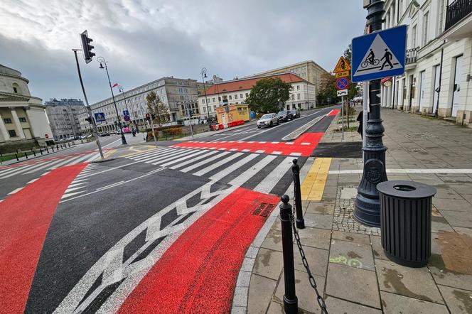 Plac Trzech Krzyży już po przebudowie