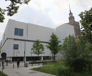 Wanny, buty i manekiny za 851 tys. zł? Ale sztuka! „To jedna z najbardziej wpływowych artystek na świecie”