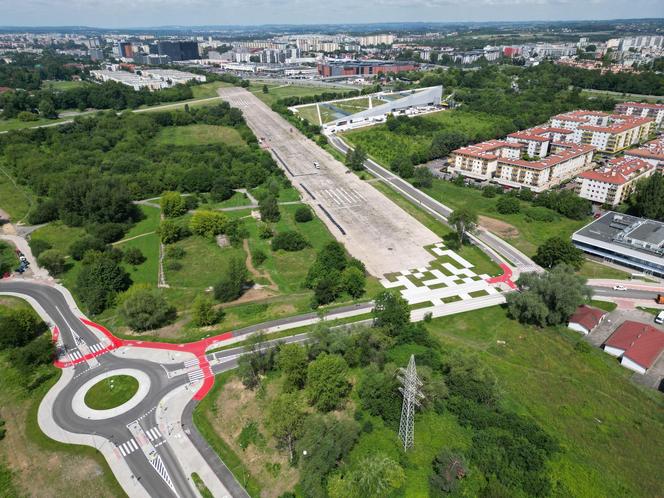 Nowa droga dojazdowa do krakowskiego Cogiteonu od ulicy Stella- Sawickiego