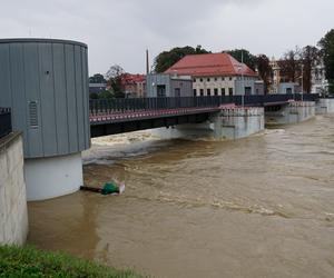 Nysa. Trwa ewakuacja mieszkańców