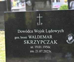 Oto grób gen. Waldemara Skrzypczaka