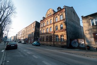 Kamienice w Bogucicach mają ponad 130 lat. Jedną czeka remont, drugą rozbiórka