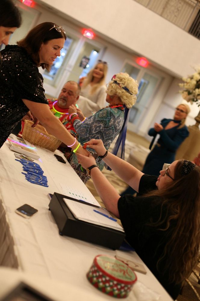 Polonia balowała dla chorego Jasia – Anielska Noc w rytmie ABBY