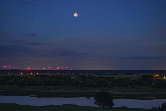Krwawy Księżyc. Całkowite zaćmienie Księżyca obserwowane na całym Świecie