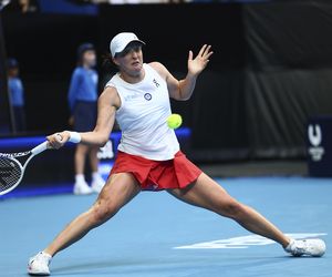 Iga Świątek ograła Andżelikę Kerber Relacja NA ŻYWO WYNIK Finał United Cup Polska - Niemcy LIVE