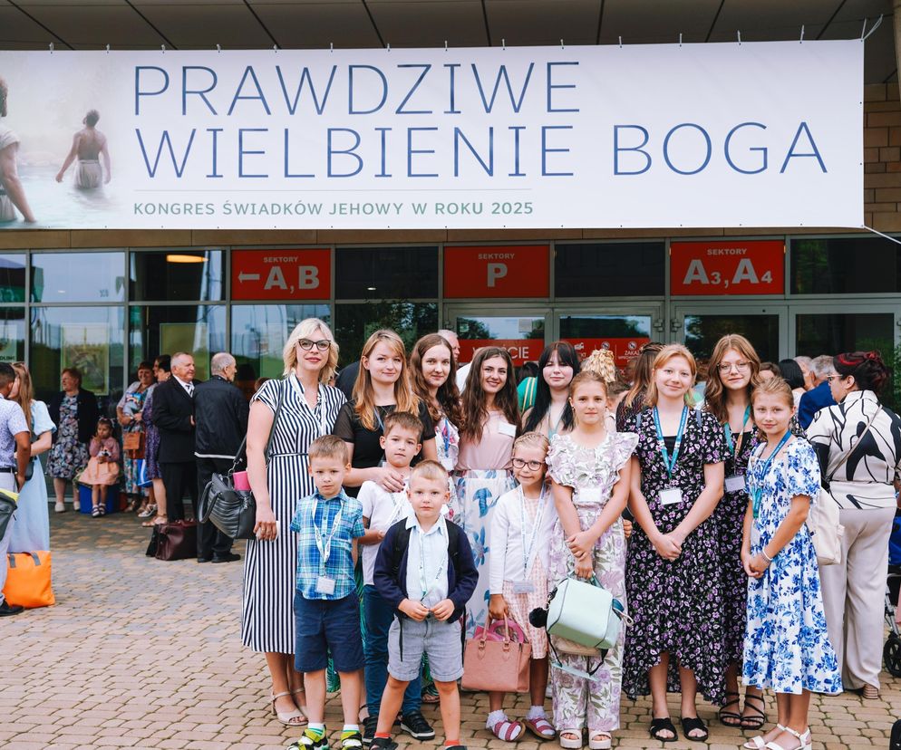Tysiące wiernych w Częstochowie. Zakończył się kongres Świadków Jehowy